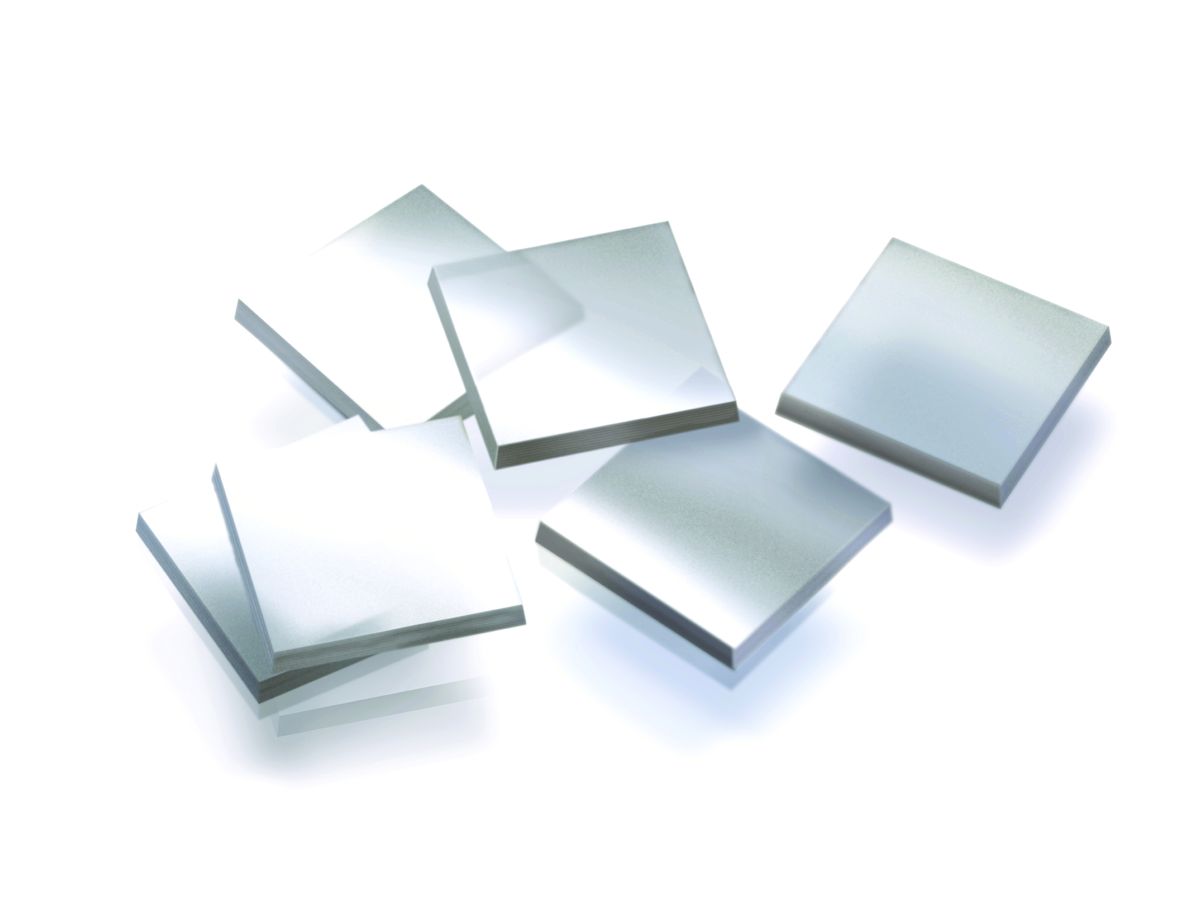 CVD single crystal diamond plates